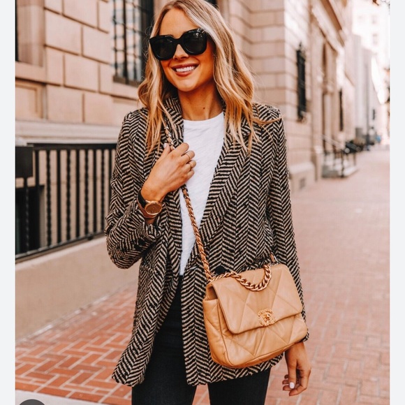 Mango Version - Anine Bing Blazer - Picture 2 of 9